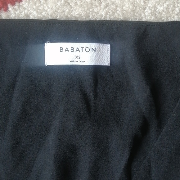 Aritzia Murphy Blouse - Picture 3 of 6